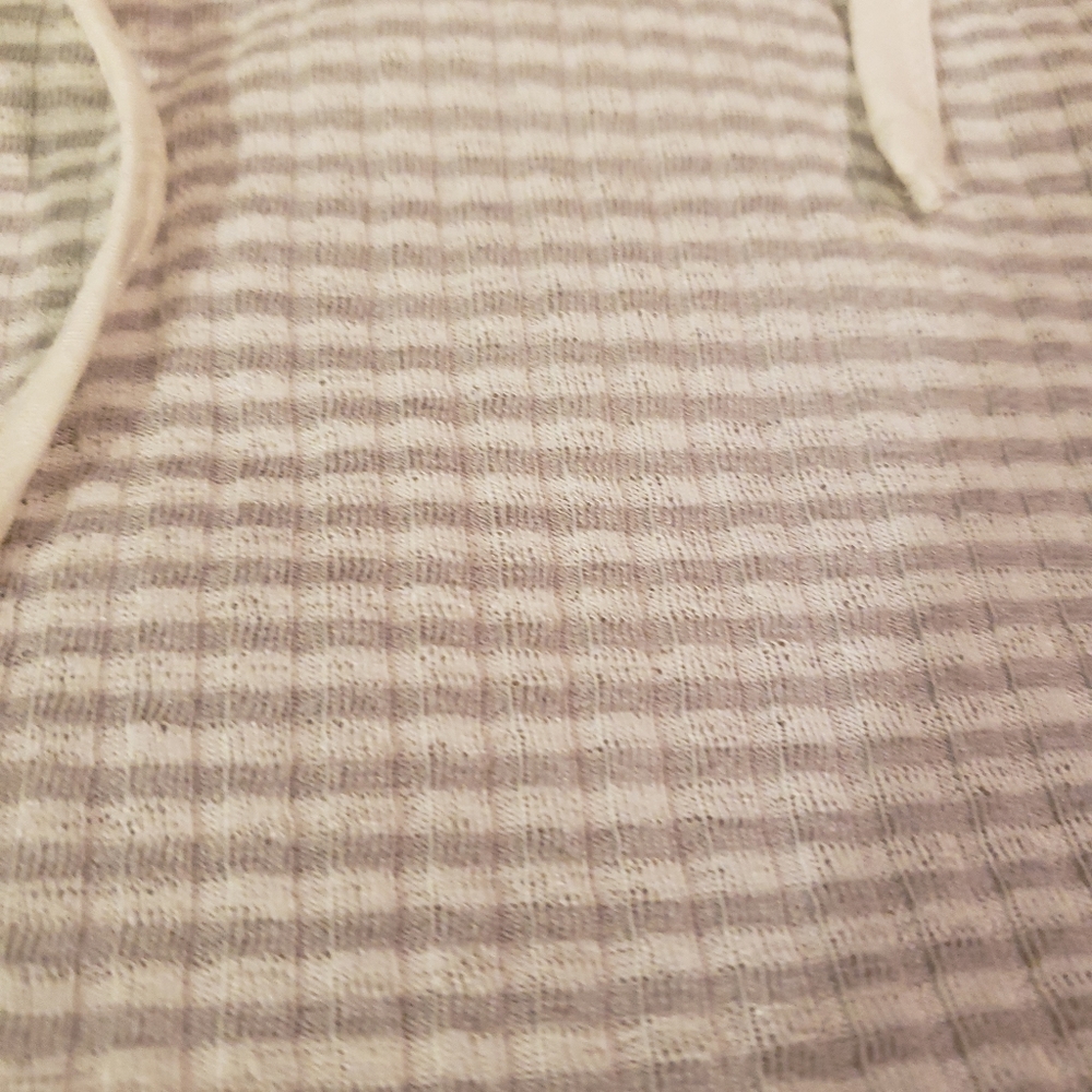 Top - Picture 3 of 4